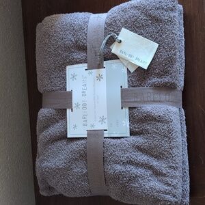 Barefoot dreams blanket brand new driftwood